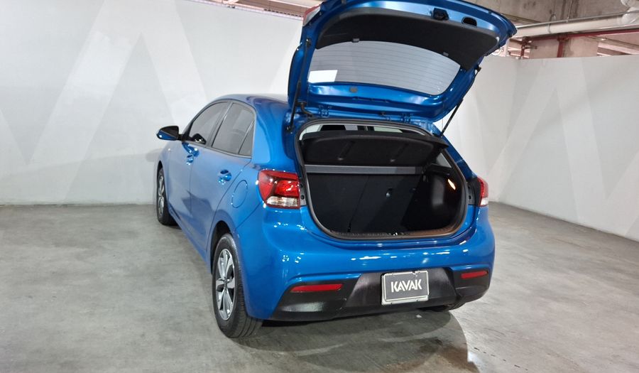 Kia Rio 1.6 LX Hatchback 2023
