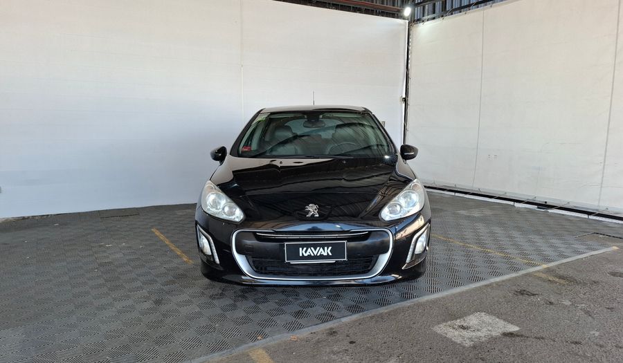 Peugeot 308 2.0 FELINE Hatchback 2012