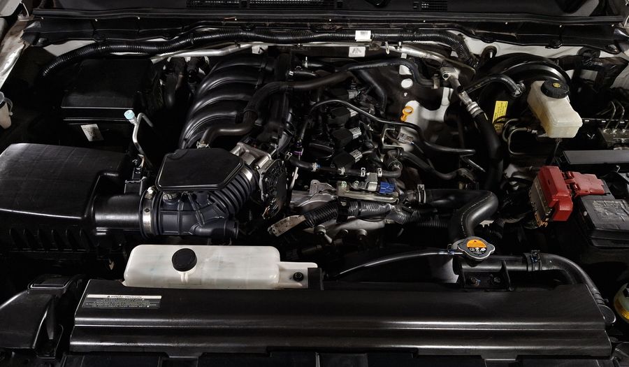 Nissan Frontier 2.5 PLATINUM LE AUTO Pickup 2022