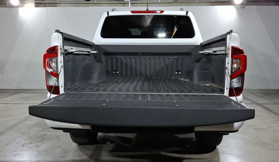 Nissan Frontier 2.5 PLATINUM LE AUTO Pickup 2022