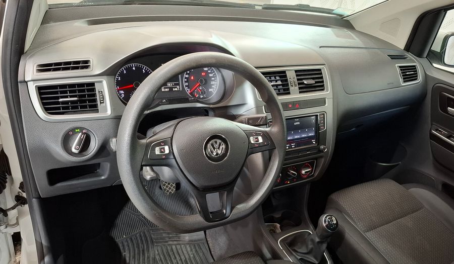 Volkswagen Fox 1.6 CONNECT Hatchback 2018