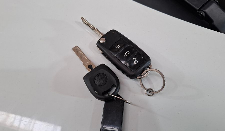 Volkswagen Fox 1.6 CONNECT Hatchback 2018