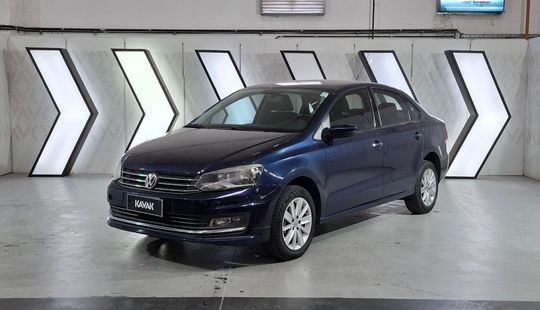 Volkswagen • Polo