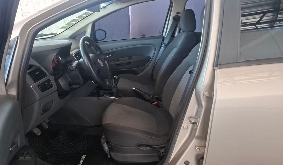 Fiat Punto 1.4 ATTRACTIVE 5P Hatchback 2011