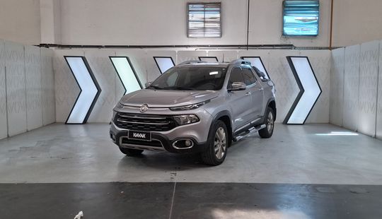 Fiat • Toro