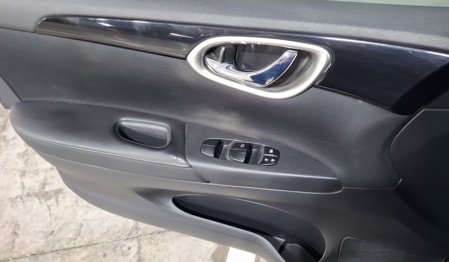 Nissan Sentra 1.8 ADVANCE AUTO Sedan 2019