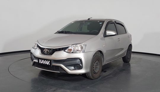 Toyota • Etios