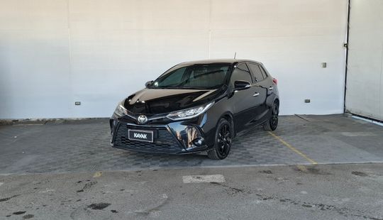 Toyota • Yaris