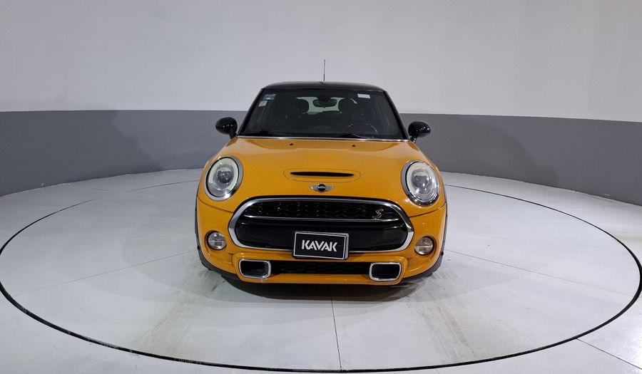 Mini Cooper S 2.0 COOPER HOT CHILI AT Hatchback 2016