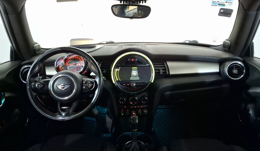 Mini Cooper S 2.0 COOPER HOT CHILI AT Hatchback 2016