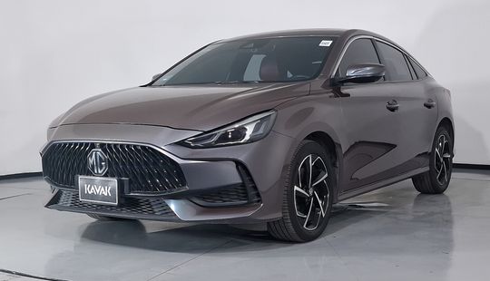 2022 • 97,225 km • Automático