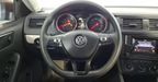 Volkswagen Jetta 2.5 COMFORTLINE MT BOLSAS AIRE DEL. Sedan 2017