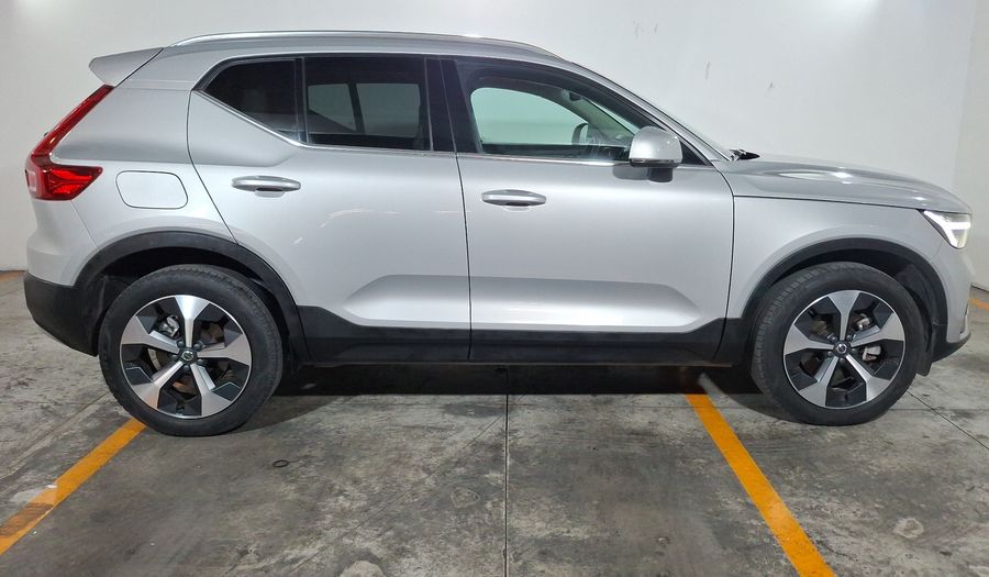 Volvo Xc40 2.0 B4 MHEV ULTIMATE AUTO Suv 2023