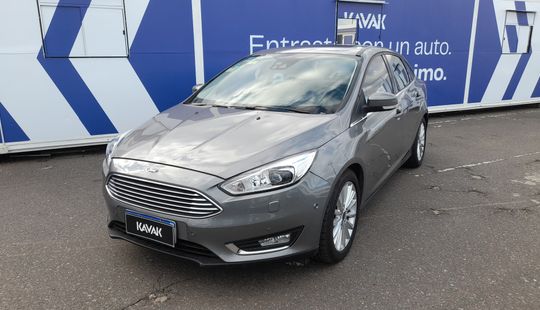 Ford • Focus III