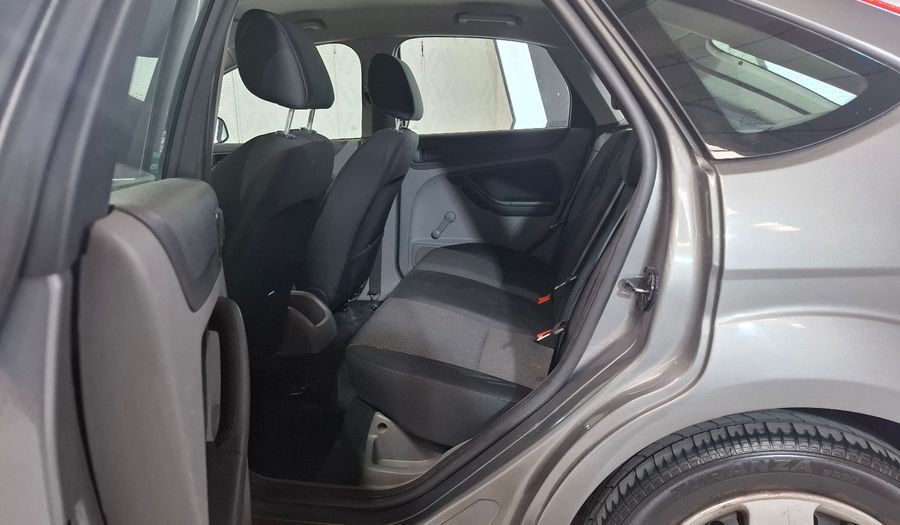 Ford Focus Ii 1.6 STYLE Hatchback 2011