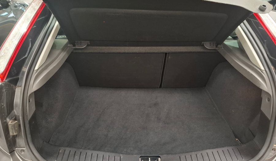 Ford Focus Ii 1.6 STYLE Hatchback 2011