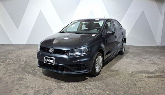 Volkswagen • Vento
