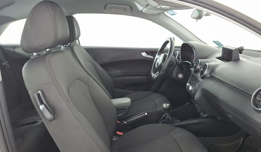 Audi A1 1.4 TFSI COOL MT Hatchback 2015