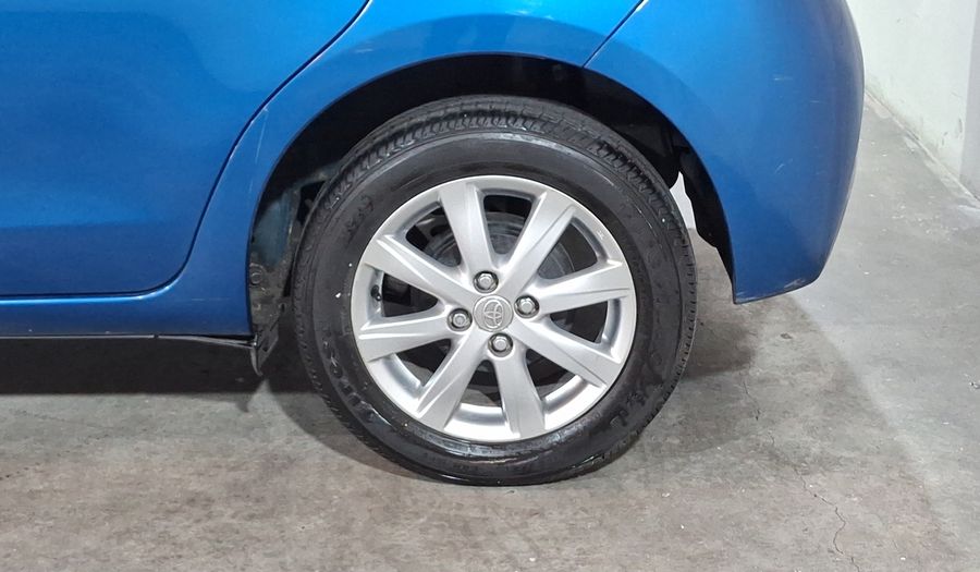 Toyota Yaris 1.5 SE AT 5PTAS Hatchback 2015
