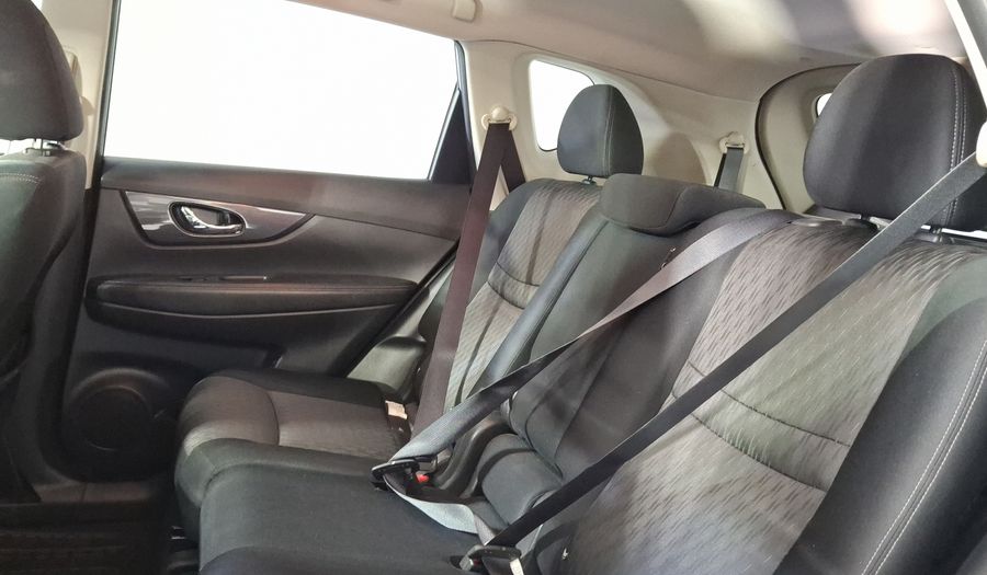 Nissan X-trail 2.5 ADVANCE 3 ROW CVT Suv 2021