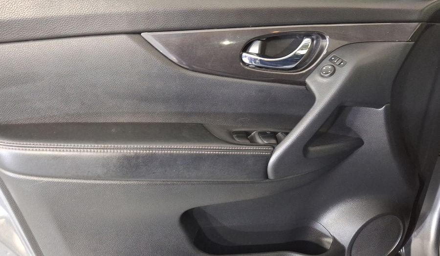 Nissan X-trail 2.5 ADVANCE 3 ROW CVT Suv 2021