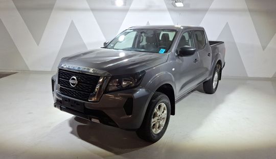 Nissan • Frontier