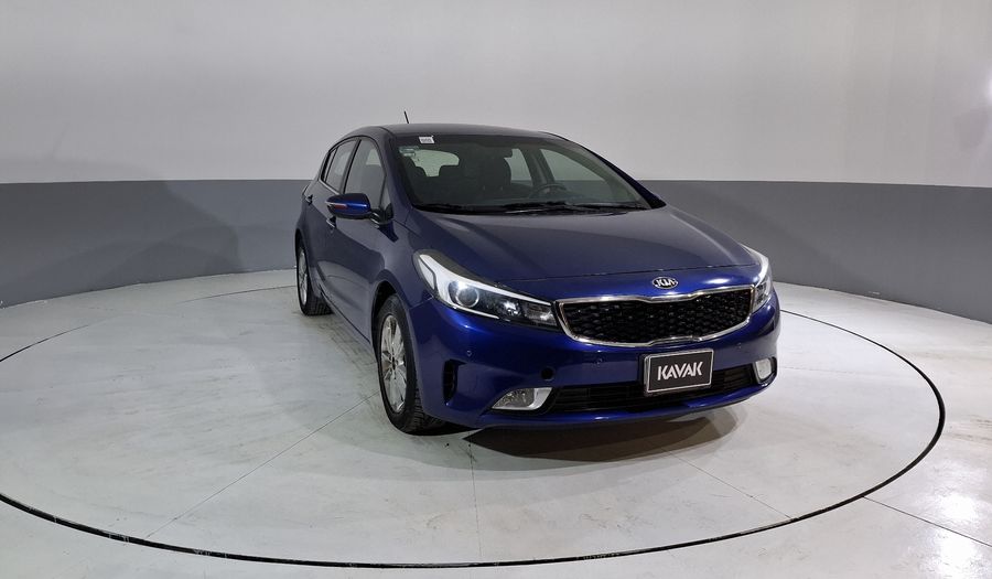Kia Forte 2.0 EX AT Hatchback 2017