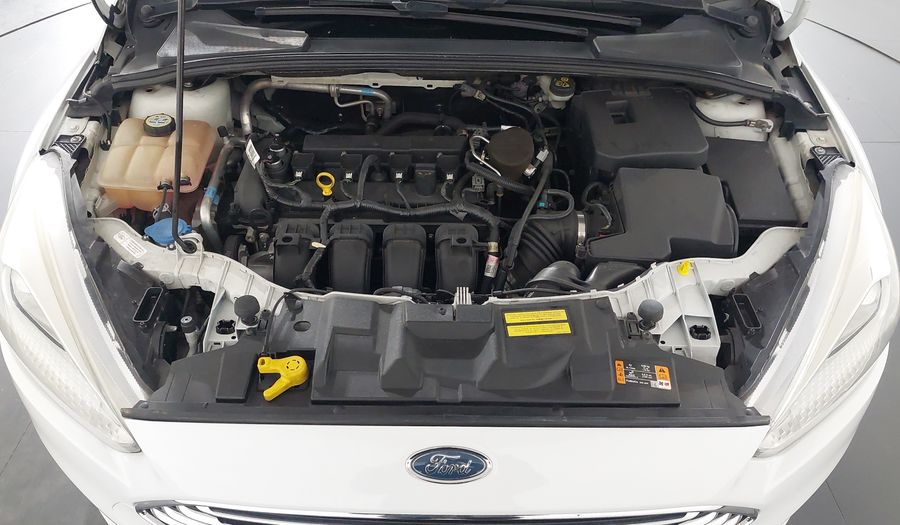 Ford Focus 2.0 16V SEDAN TITANIUM POWERSHIFT Sedan 2016