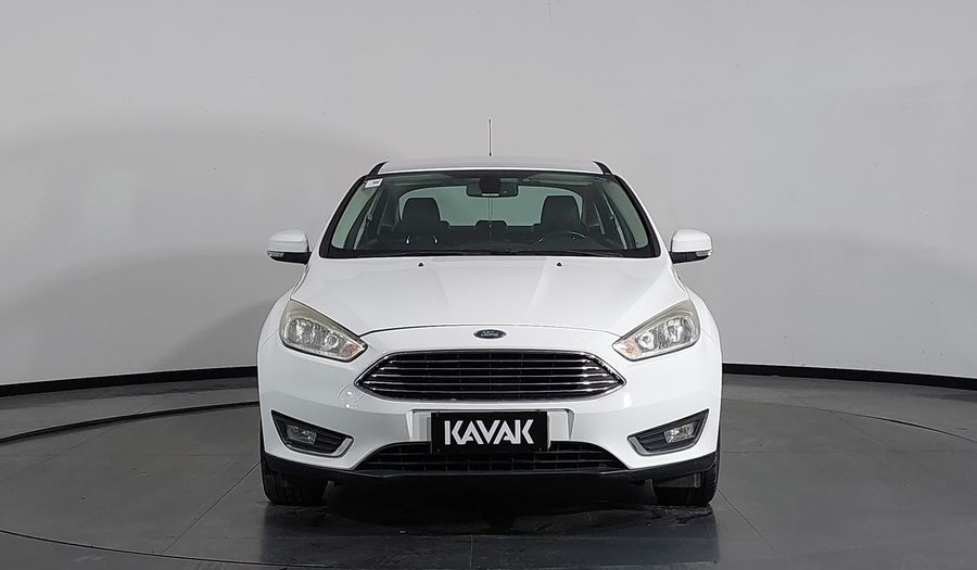 Ford Focus 2.0 16V SEDAN TITANIUM POWERSHIFT Sedan 2016