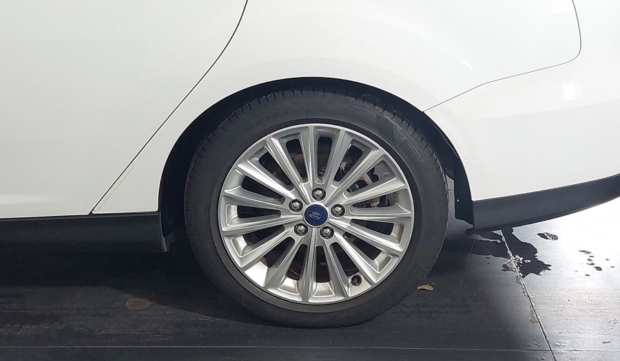 Ford Focus 2.0 16V SEDAN TITANIUM POWERSHIFT Sedan 2016