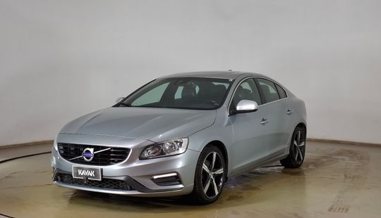Volvo • S60