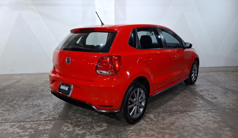 Volkswagen Polo 1.6 COMFORTLINE PLUS AUTO Hatchback 2020