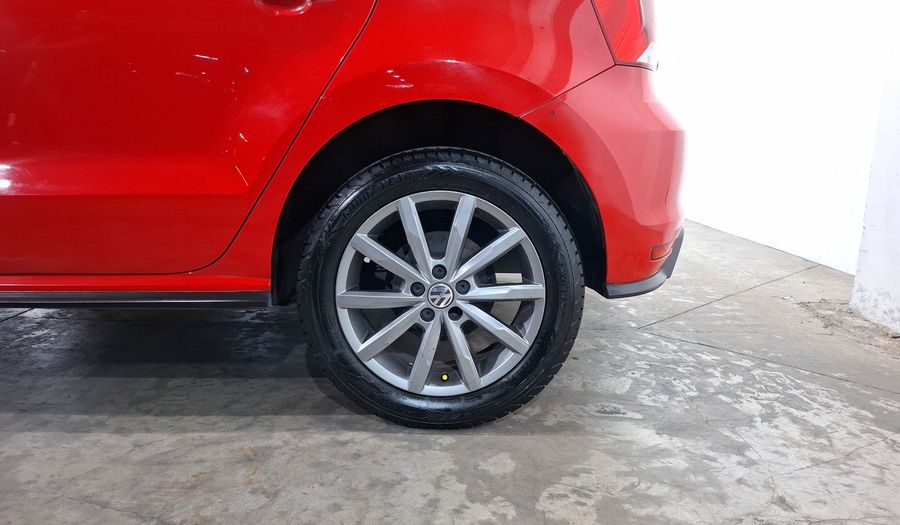 Volkswagen Polo 1.6 COMFORTLINE PLUS AUTO Hatchback 2020