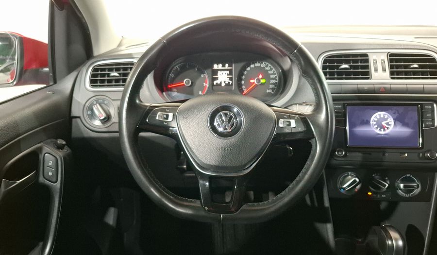 Volkswagen Polo 1.6 COMFORTLINE PLUS AUTO Hatchback 2020