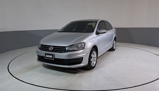 Volkswagen • Vento