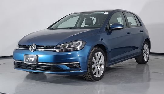 Volkswagen • Golf