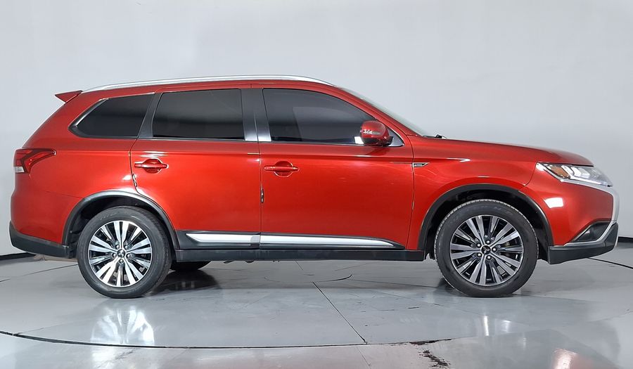 Mitsubishi Outlander 2.4 SE PLUS CVT Suv 2019