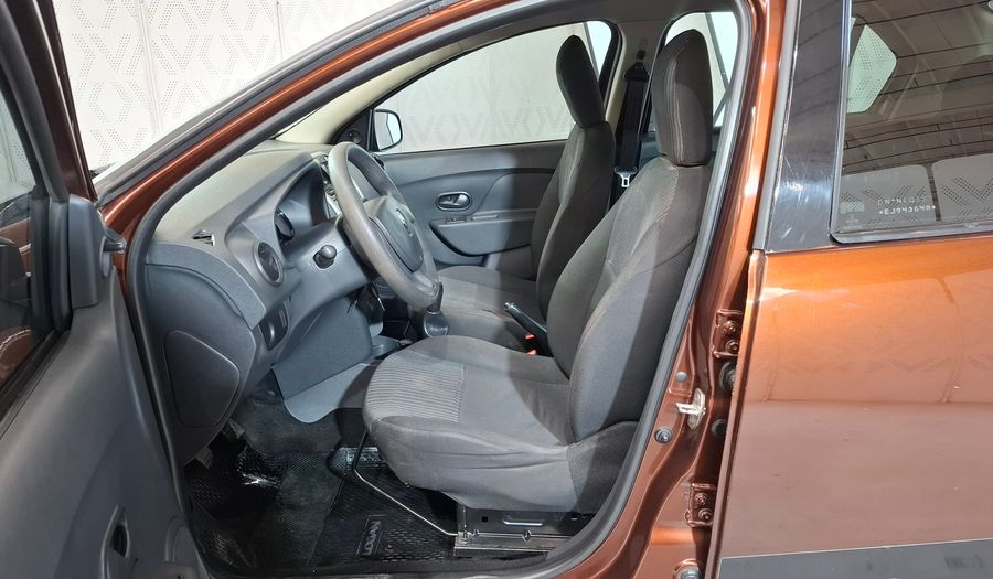 Renault Logan 1.6 AUTHENTIQUE PLUS Sedan 2014