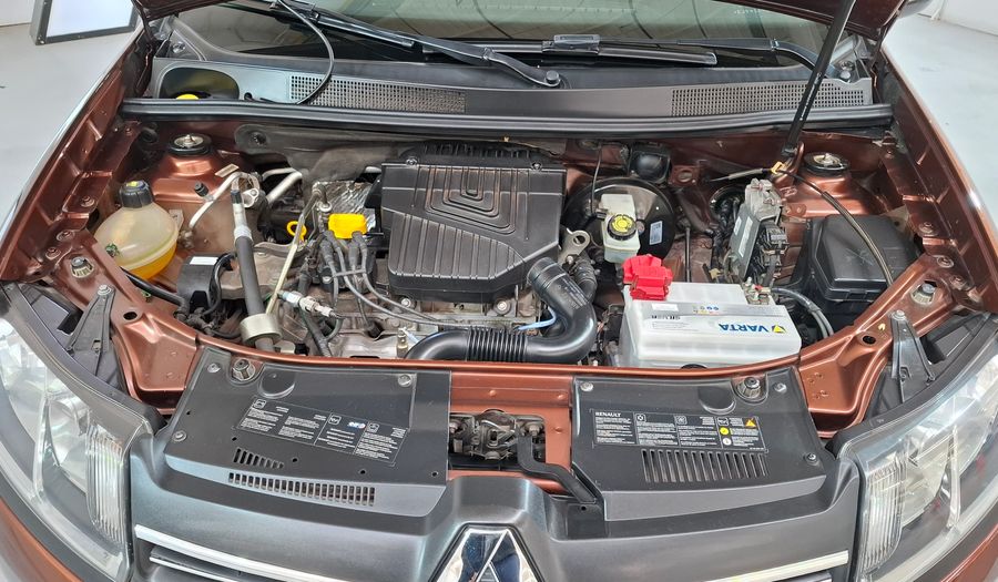 Renault Logan 1.6 AUTHENTIQUE PLUS Sedan 2014