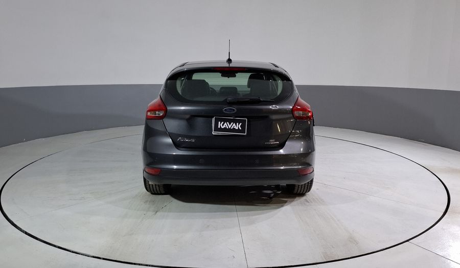 Ford Focus 2.0 SE LUXURY AT Hatchback 2016