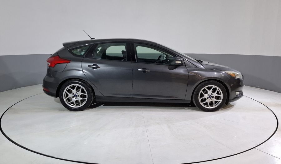 Ford Focus 2.0 SE LUXURY AT Hatchback 2016