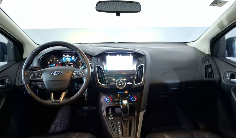 Ford Focus 2.0 SE LUXURY AT Hatchback 2016
