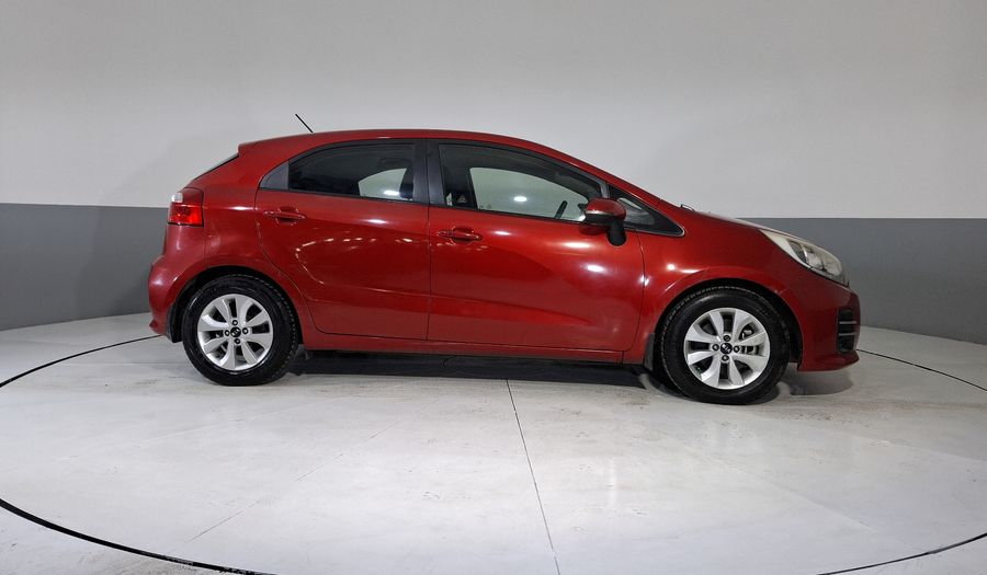Kia Rio 1.6 LX MT Hatchback 2017