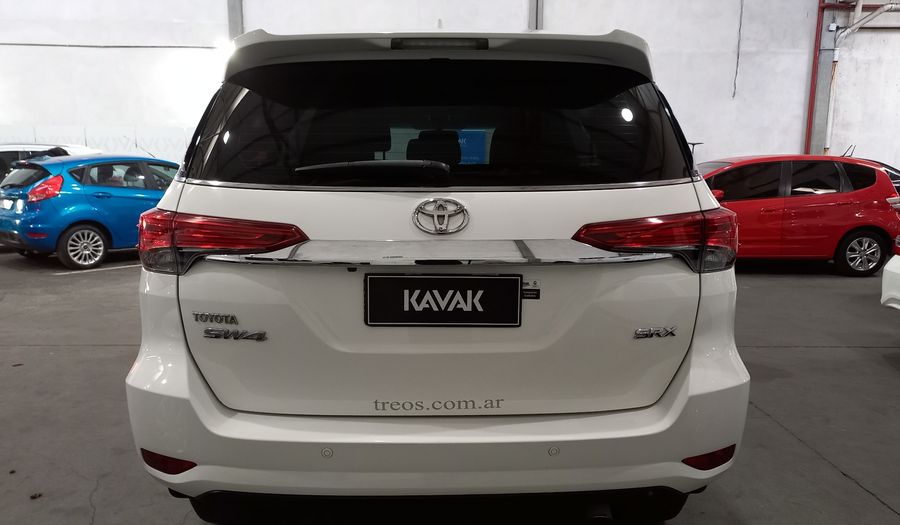 Toyota Sw4 2.8 TDI SRX AUTO 4WD Suv 2017