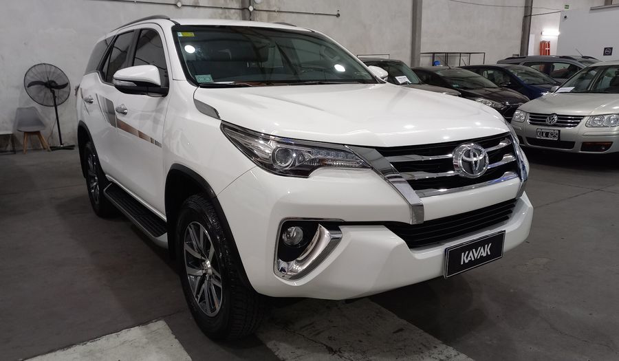 Toyota Sw4 2.8 TDI SRX AUTO 4WD Suv 2017