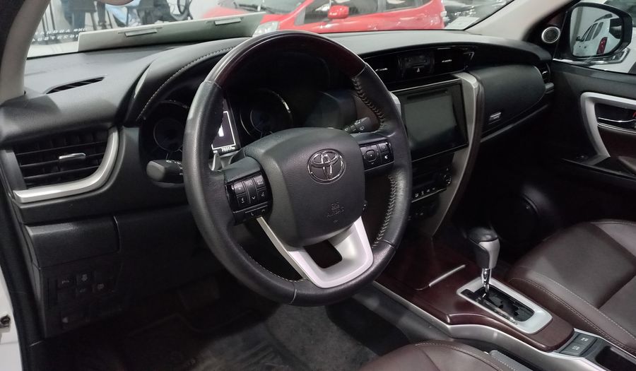 Toyota Sw4 2.8 TDI SRX AUTO 4WD Suv 2017