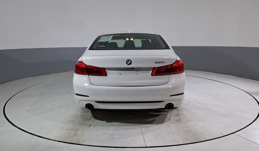 Bmw Serie 5 2.0 520IA SPORT LINE AUTO Sedan 2018