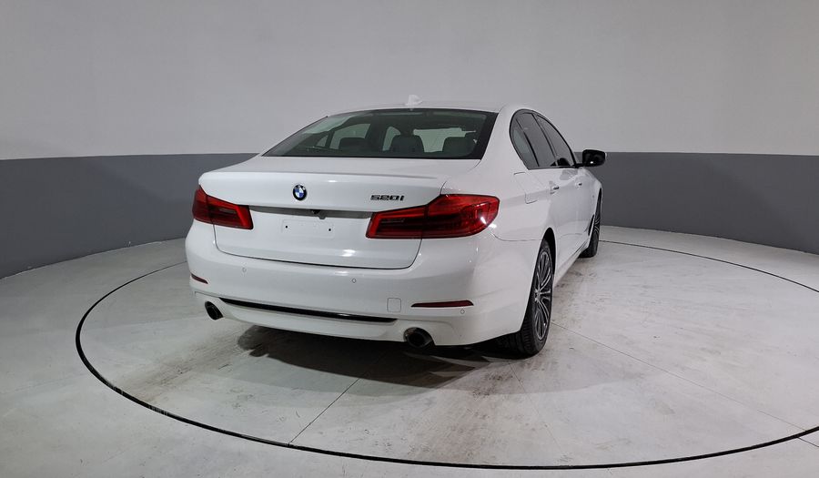 Bmw Serie 5 2.0 520IA SPORT LINE AUTO Sedan 2018
