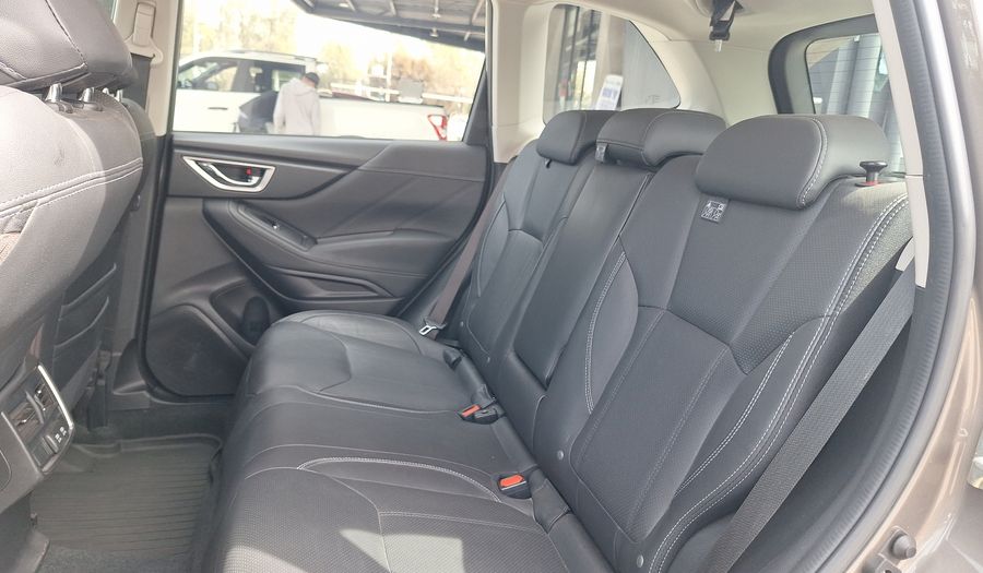 Subaru Forester 2.0 CVT LIMITED 4WD Suv 2021