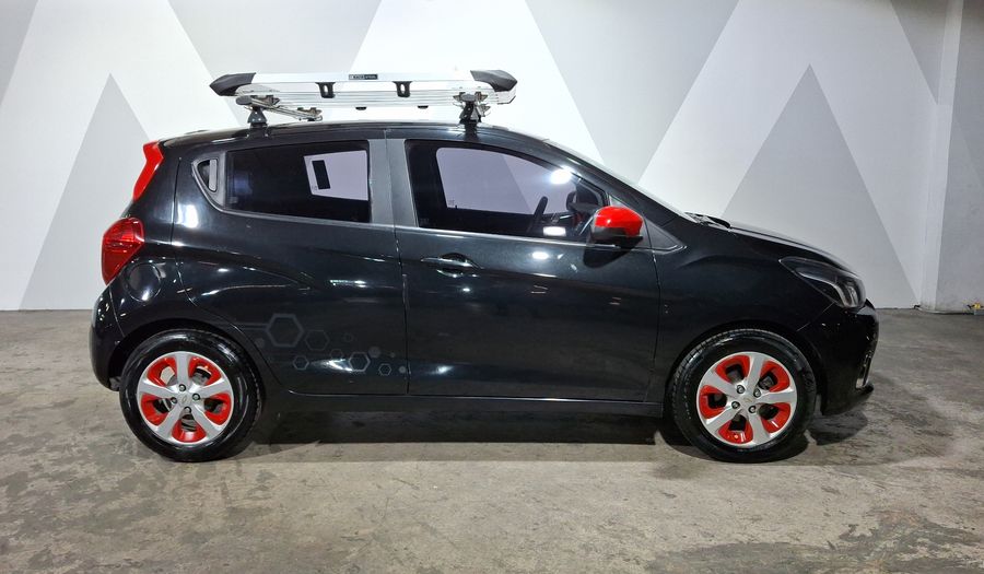 Chevrolet Spark 1.4 LT E MT Hatchback 2016